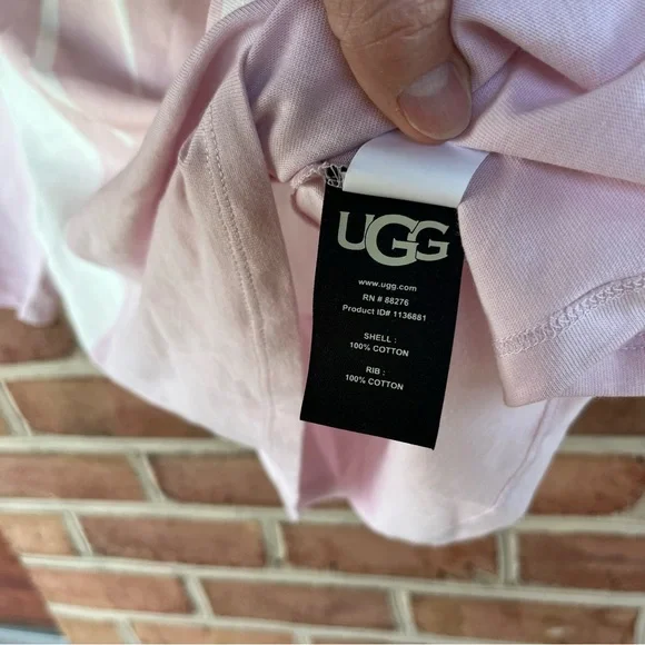 UGG pale pink color block logo top. XS NWT. Great gift idea - Picture 10 of 10